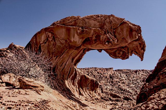 128 Twijfelfontein, Damaraland, wave rock.JPG